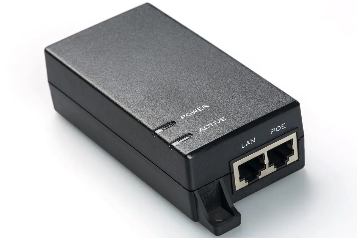 Microconnect POEINJ-15W PoE adapteris ar 10