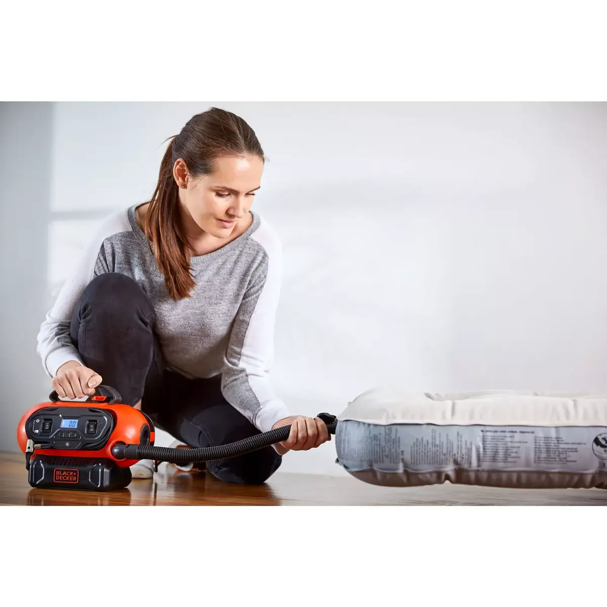 Компрессор Black & Decker BDCINF18N-QS Photo 7