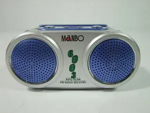 Radio Sangean DDR-7 Dark Wood FM/AM with Bluetooth — compact tabletop receiver with wood finish