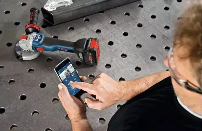 Шлифовальная машинка Bosch GWX 18V-10 SC Photo 3