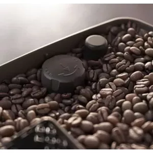 Easily adjust to your taste with 12-step grinder levels