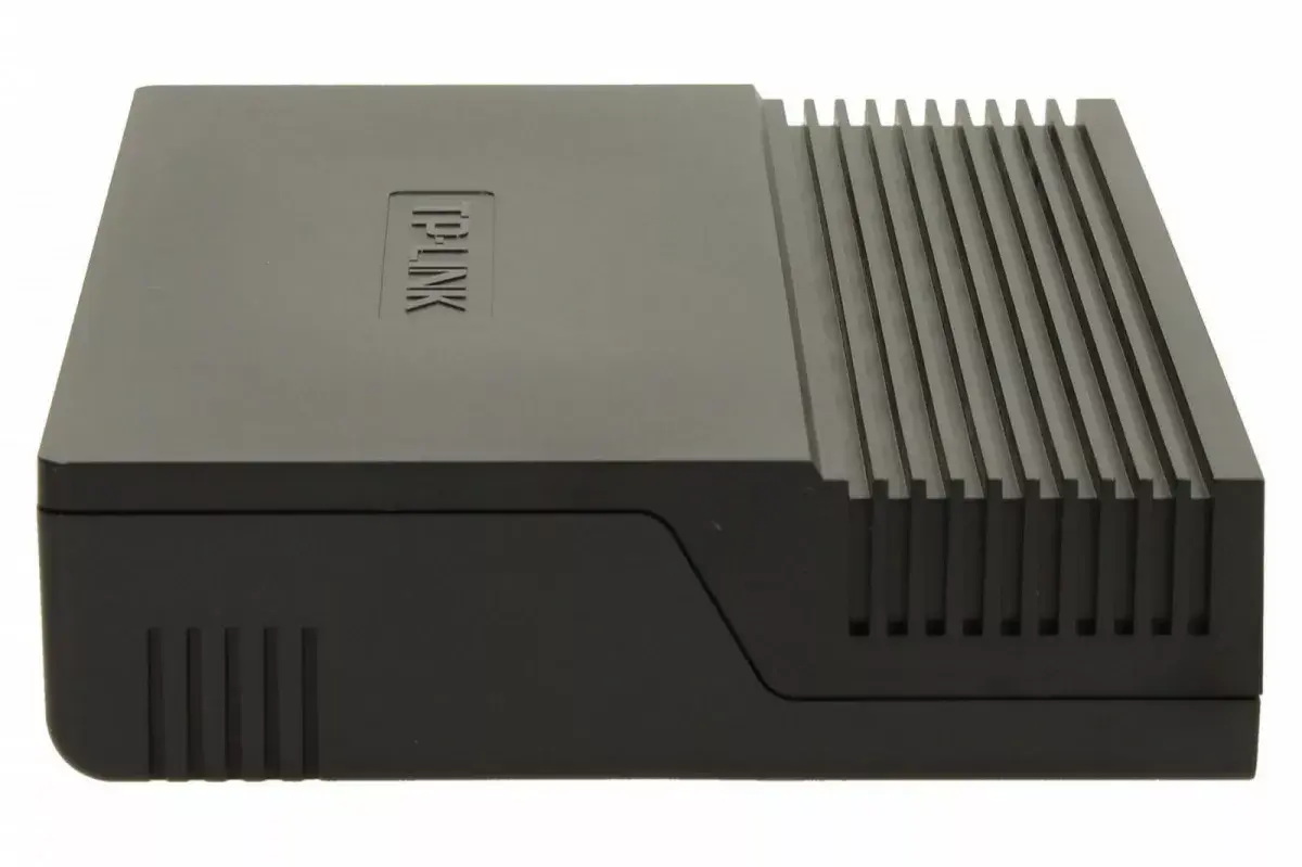TP-LINK TL-SF1016D 6935364020293 Photo 16