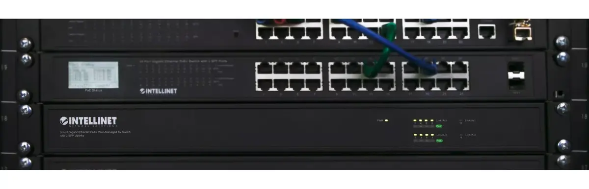 Pārvaldāms slēdzis Intellinet 8-portu Gigabit Ethernet PoE+ Photo 4