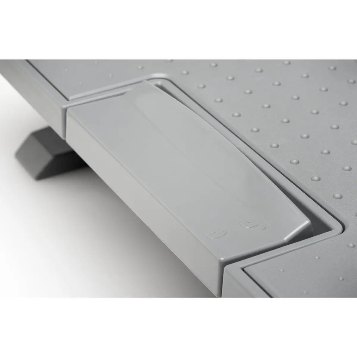 Kensington SmartFit SoleMate Pro Ergonomic Foot Rest Photo 6