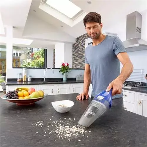 Black & Decker NVC115WA handheld vacuum NVC115WA Photo 2