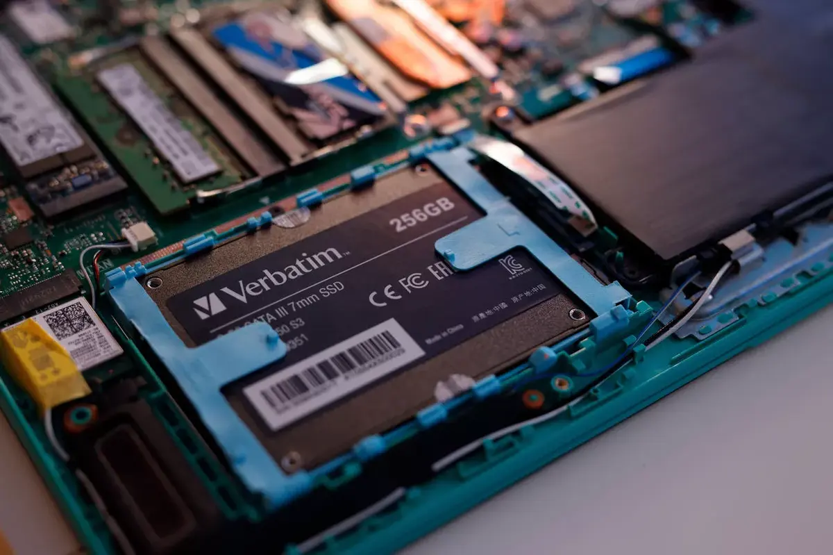 SSD Verbatim 256GB Vi550 S3 Photo 6
