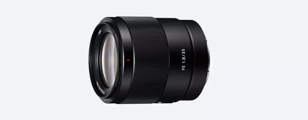 Объектив Sony FE 35mm F1.8 Photo 2