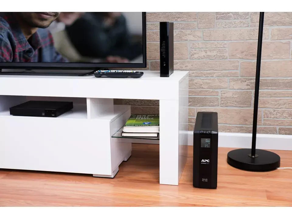 UPS APC Back-UPS Pro 1300VA/780W Photo 6