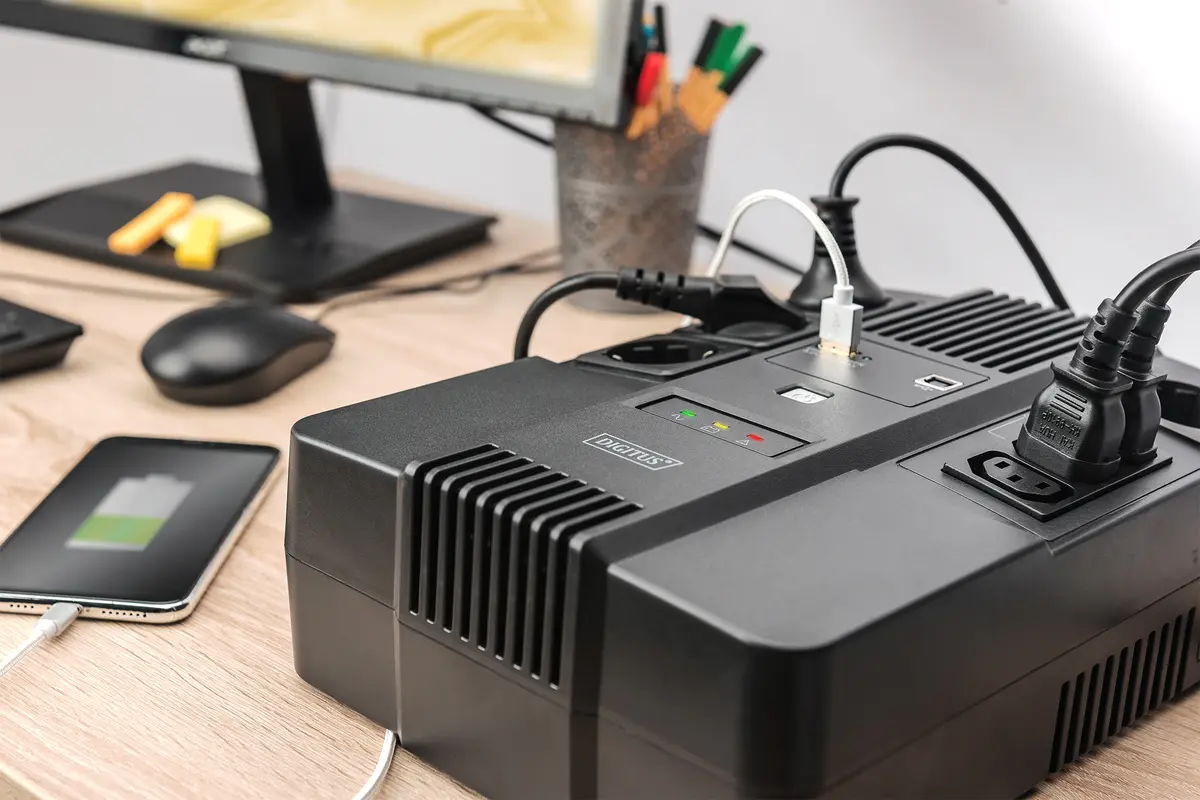 Digitus DN-170110 Line-Interactive UPS 600VA/360W Photo 2