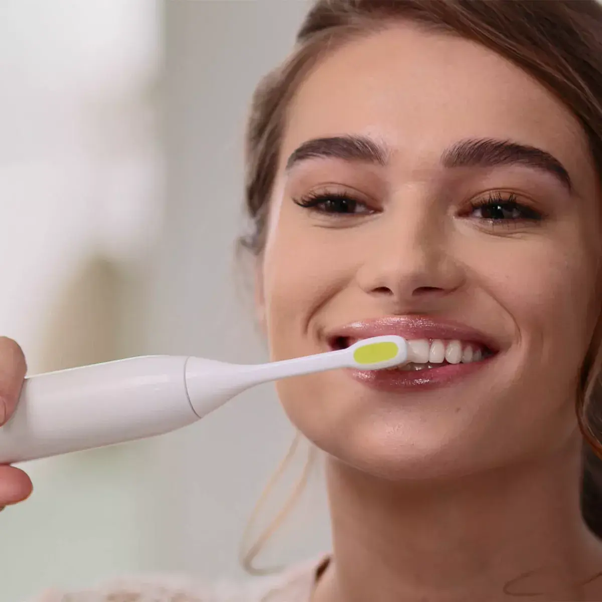 Vibrating toothbrush Silk'n ToothWave - White Photo 4