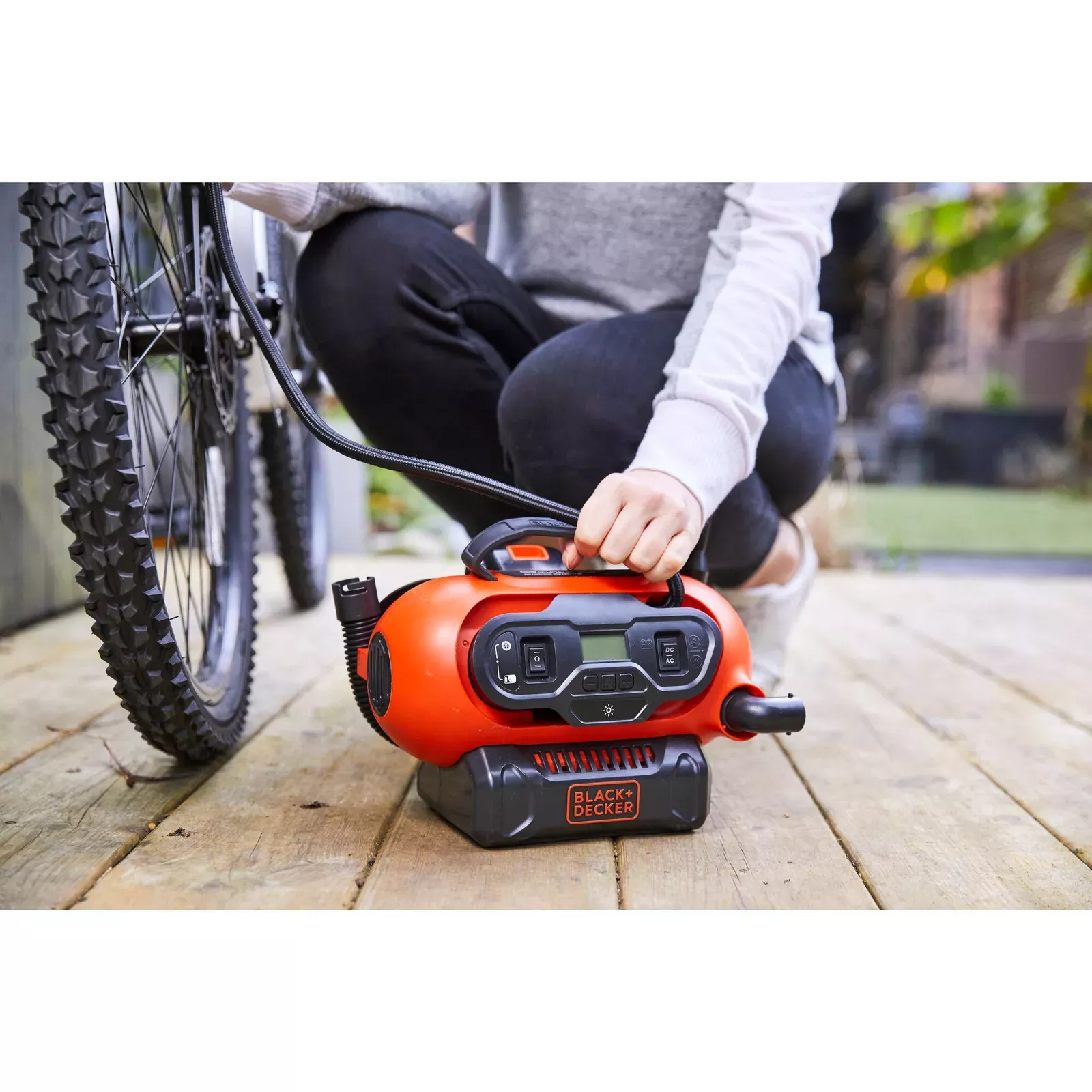 Black & Decker Black Air Compressors