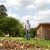Handheld blower Black & Decker BEBLV290-QS Photo 7