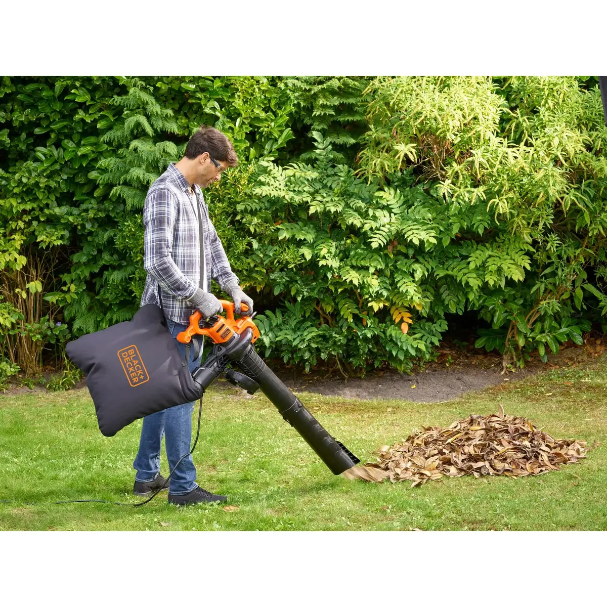 Handheld blower Black & Decker BEBLV260 Photo 6