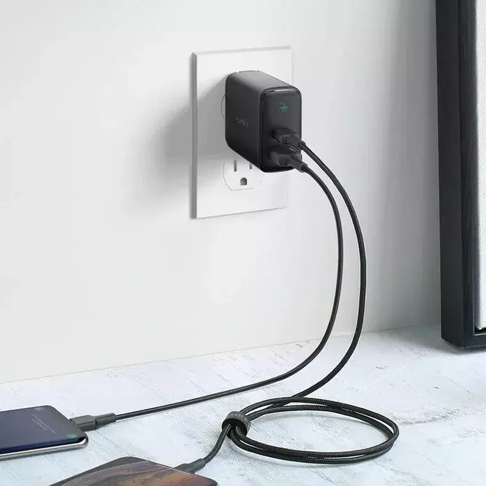 Aukey PA-D3 sienas lādētājs 60W PD 2xUSB Photo 3