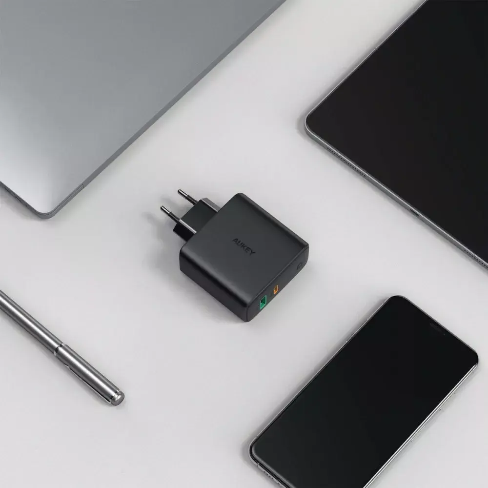Aukey PA-D3 sienas lādētājs 60W PD 2xUSB Photo 4