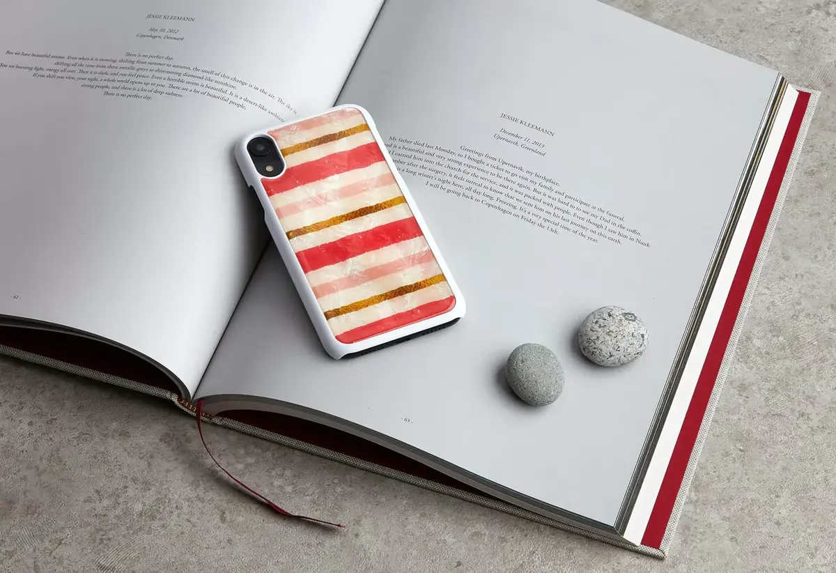 Чехол iKins для iPhone XR — Short Cake Photo 3