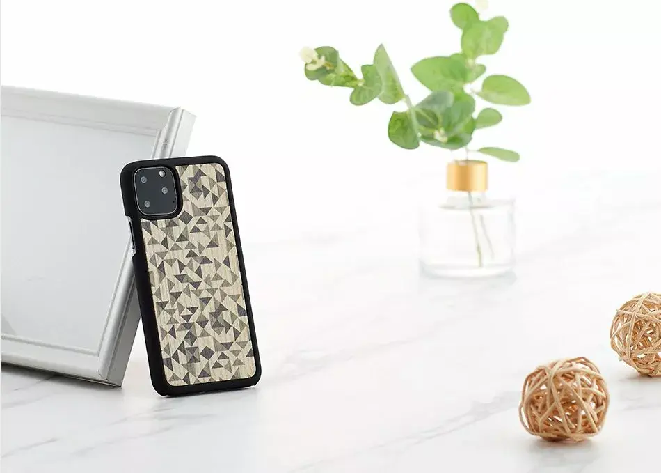 Phone case man and wood iPhone 11 Pro Photo 4