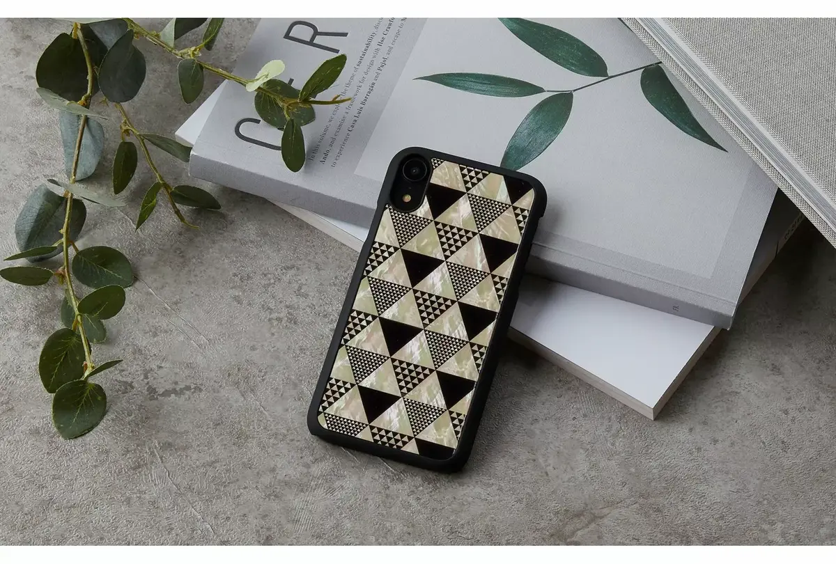 iKins smartphone case for iPhone XR Photo 4