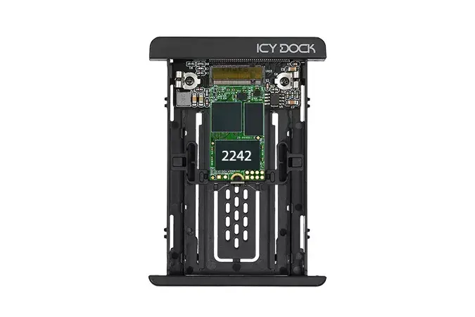 SSD korpuss Icy Dock MB705M2P-B Photo 7