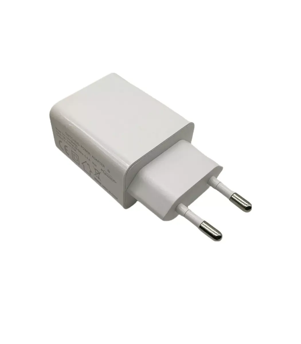 Charger MicroConnect PETRAVEL44 Photo 2