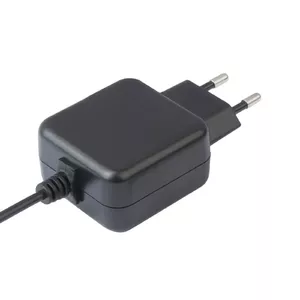 Power adapter Akyga AK-TB-15, indoor 15 W, input 110–240 V, ABS housing, 1 m cable, black