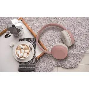 Lightweight design for comfortable long music listening