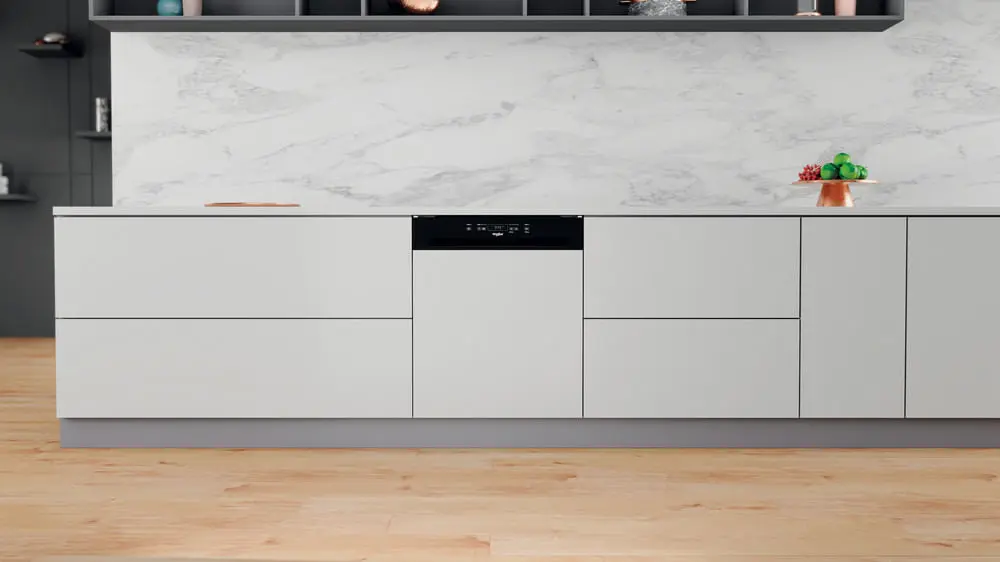 Pusiebūvējama trauku mazgājamā mašīna Whirlpool WBC3C26B Photo 5