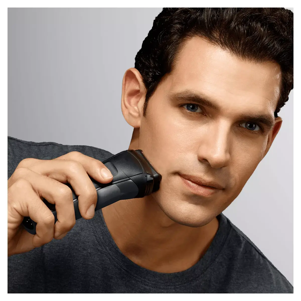 Foil shaver Braun Series 3 300s Photo 7