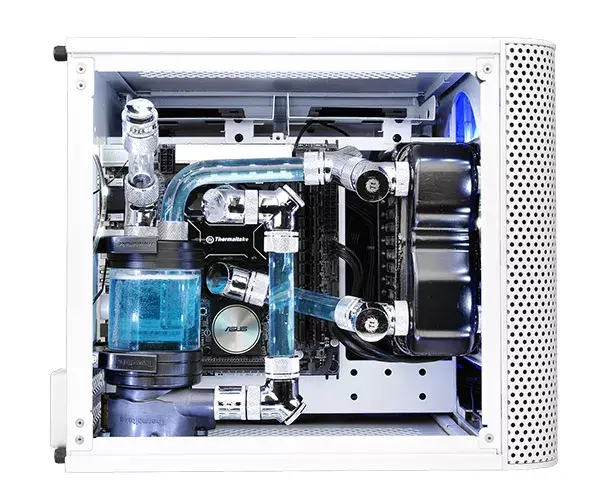 Компьютерный корпус Thermaltake Core V1 Snow Edition Photo 6