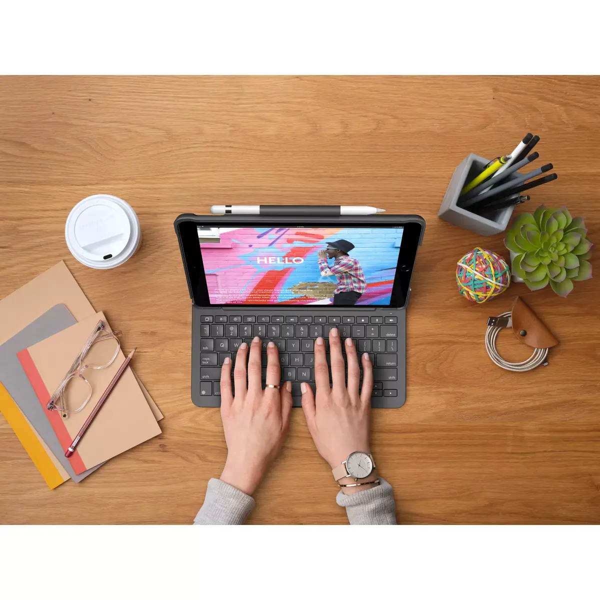 Keyboard Case Logitech Slim Folio for iPad Photo 6