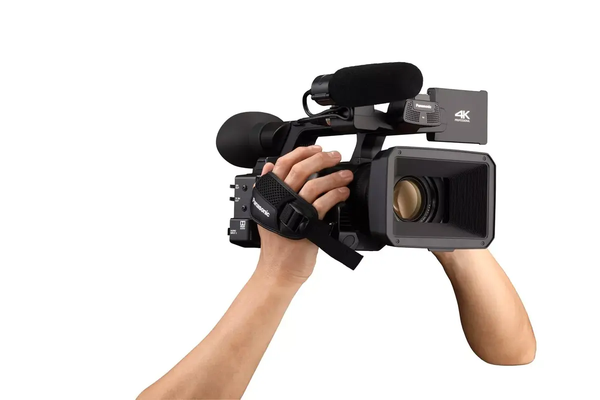Rokas videokamera Panasonic AG-CX350 Photo 5