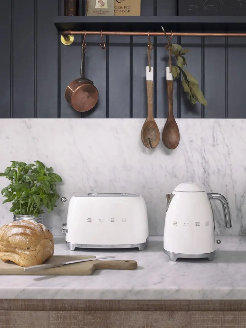 Электрический чайник Smeg 50's Style KLF03CREU Кремовый Photo 11