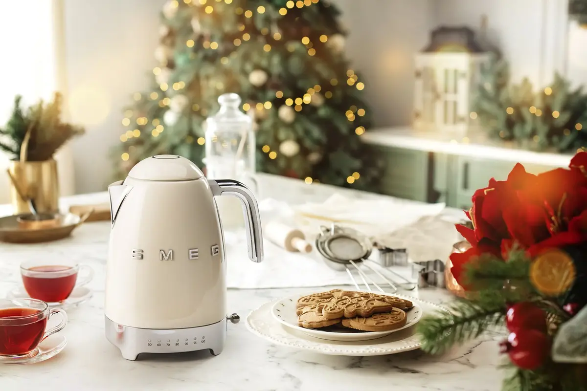 Электрический чайник Smeg 50's Style KLF03CREU Кремовый Photo 15