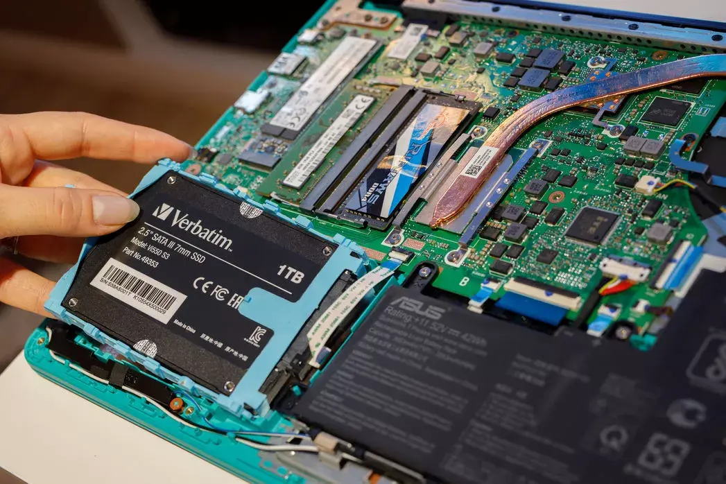 SSD diskdziņš Verbatim 1TB Vi550 S3 Photo 5