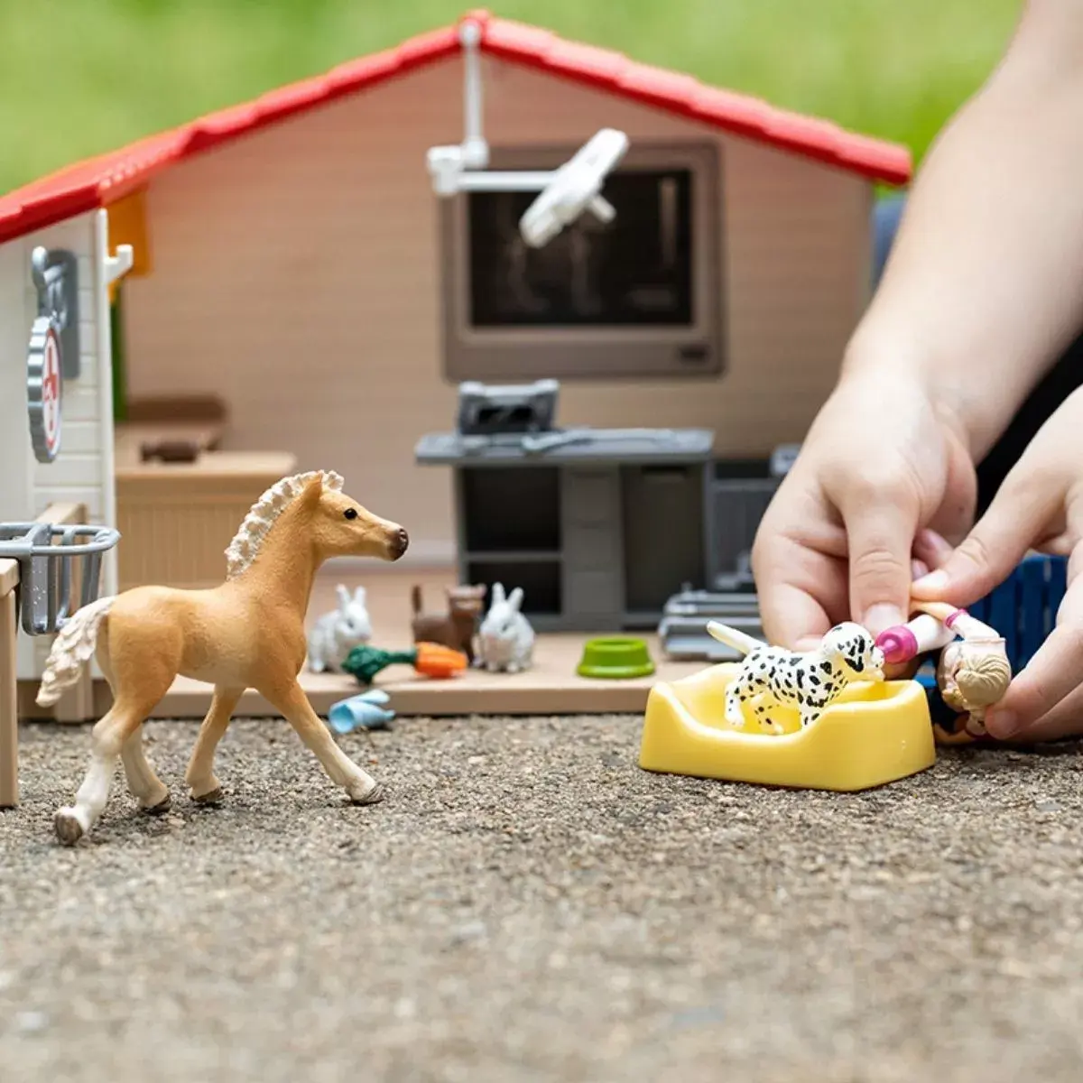 Ветеринарная практика с питомцами Schleich 42502 Photo 3