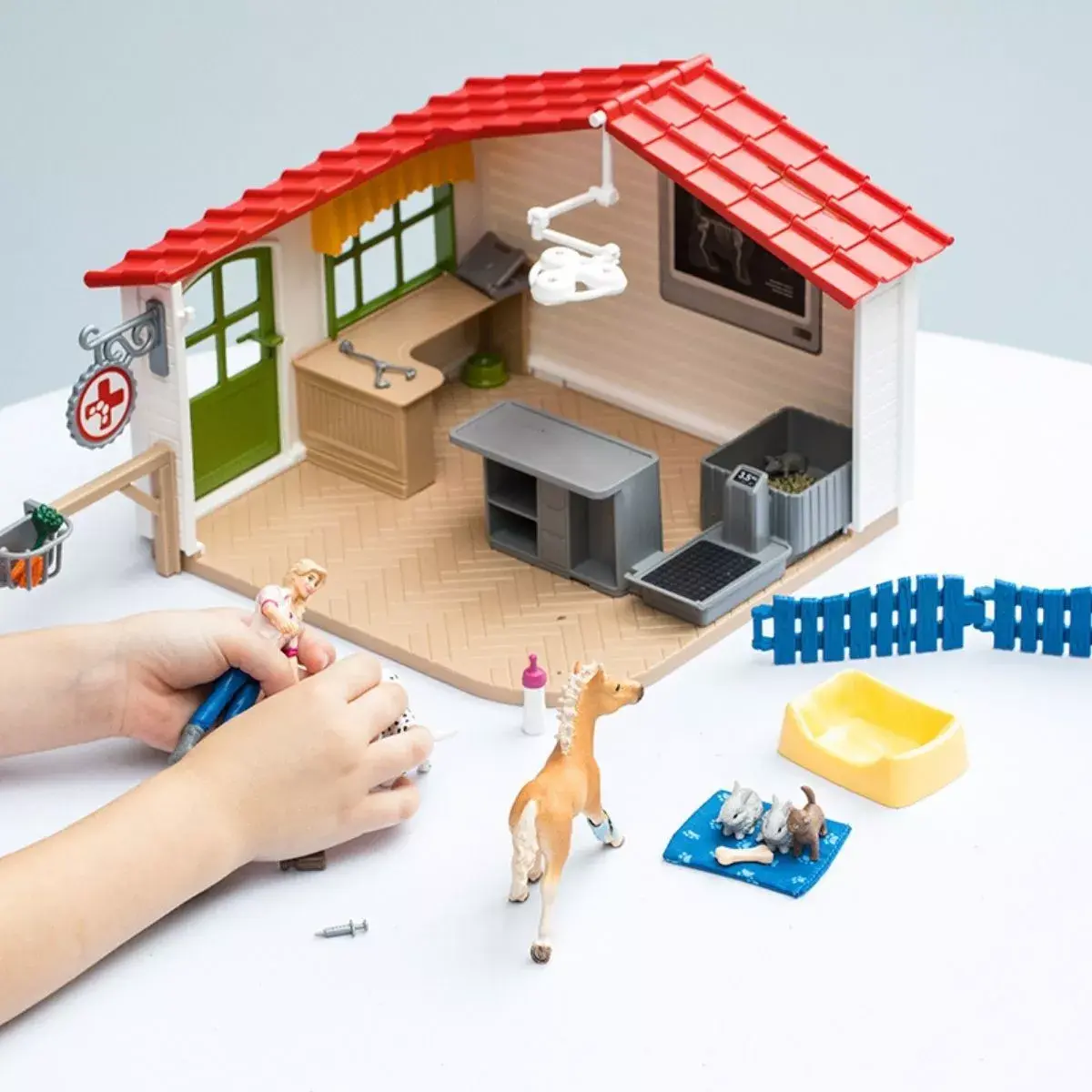 Ветеринарная практика с питомцами Schleich 42502 Photo 6