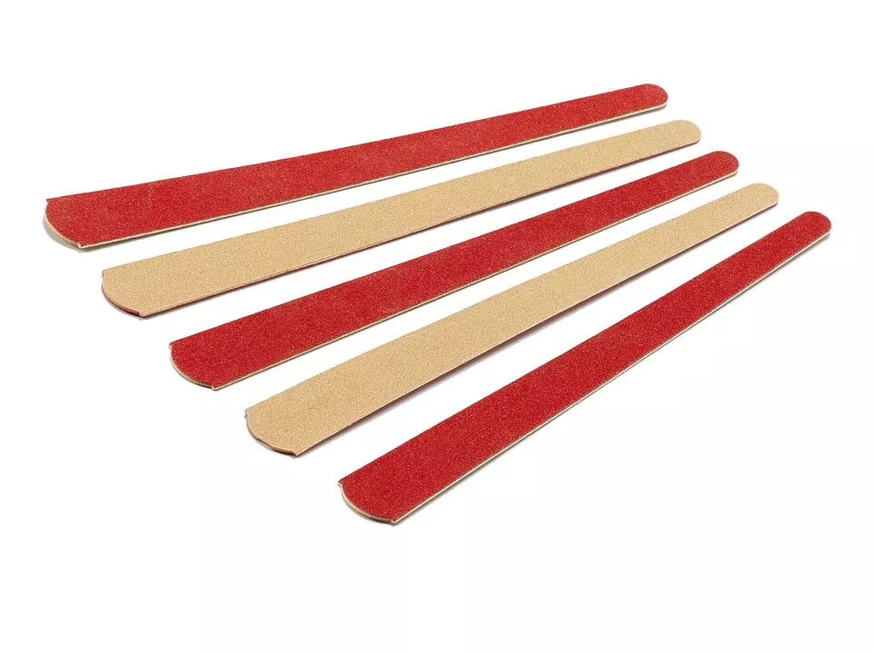 Instrumentu komplekti un piederumi