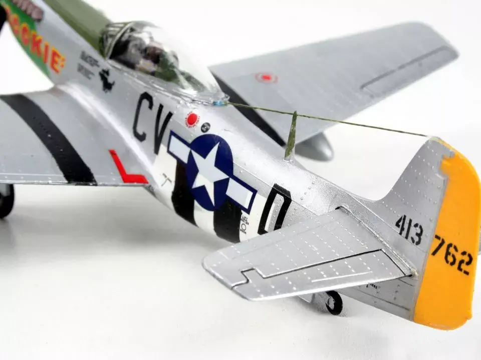 Модель самолета Revell P-51D Mustang Photo 4