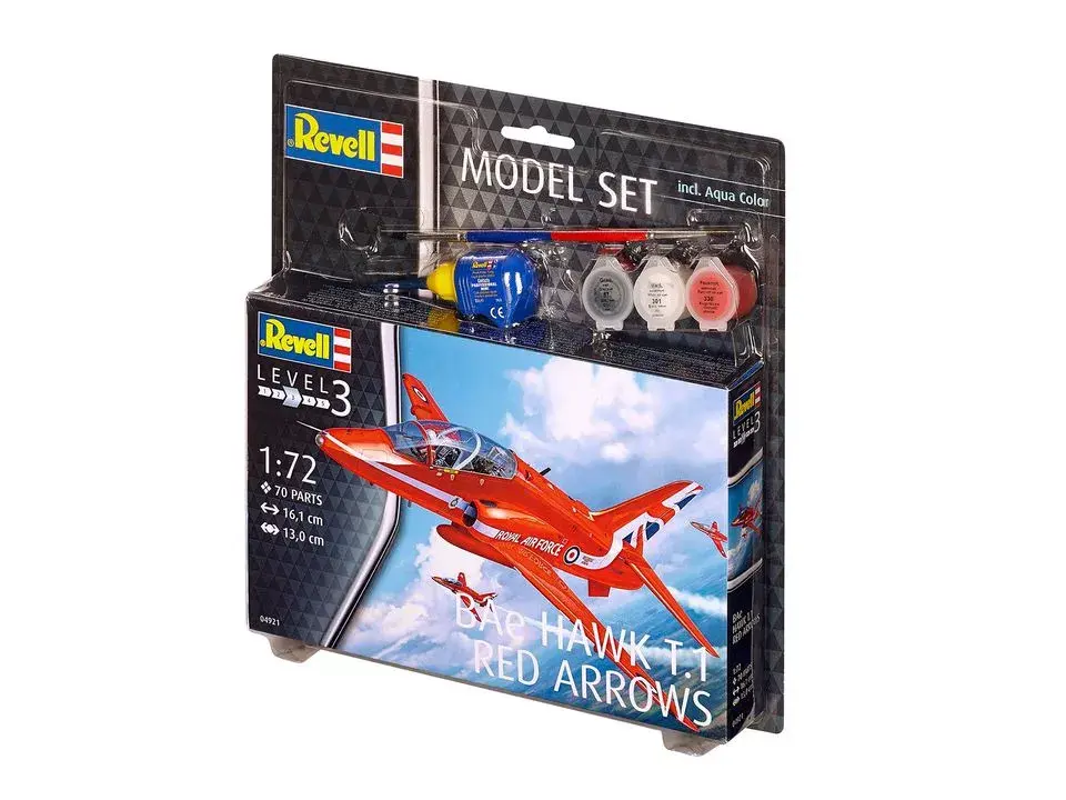 REVELL BAe Hawk T.1 Red Arrows model kit 1:72 Photo 3