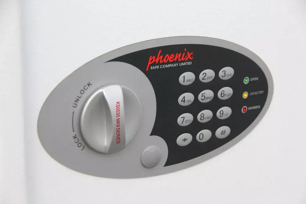 Сейф в стену Phoenix Safe Co. KS0032E Photo 6
