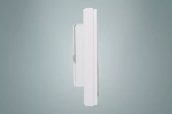 Indoor Temperature & Humidity Sensor Homematic IP HmIP-STHD Photo 4