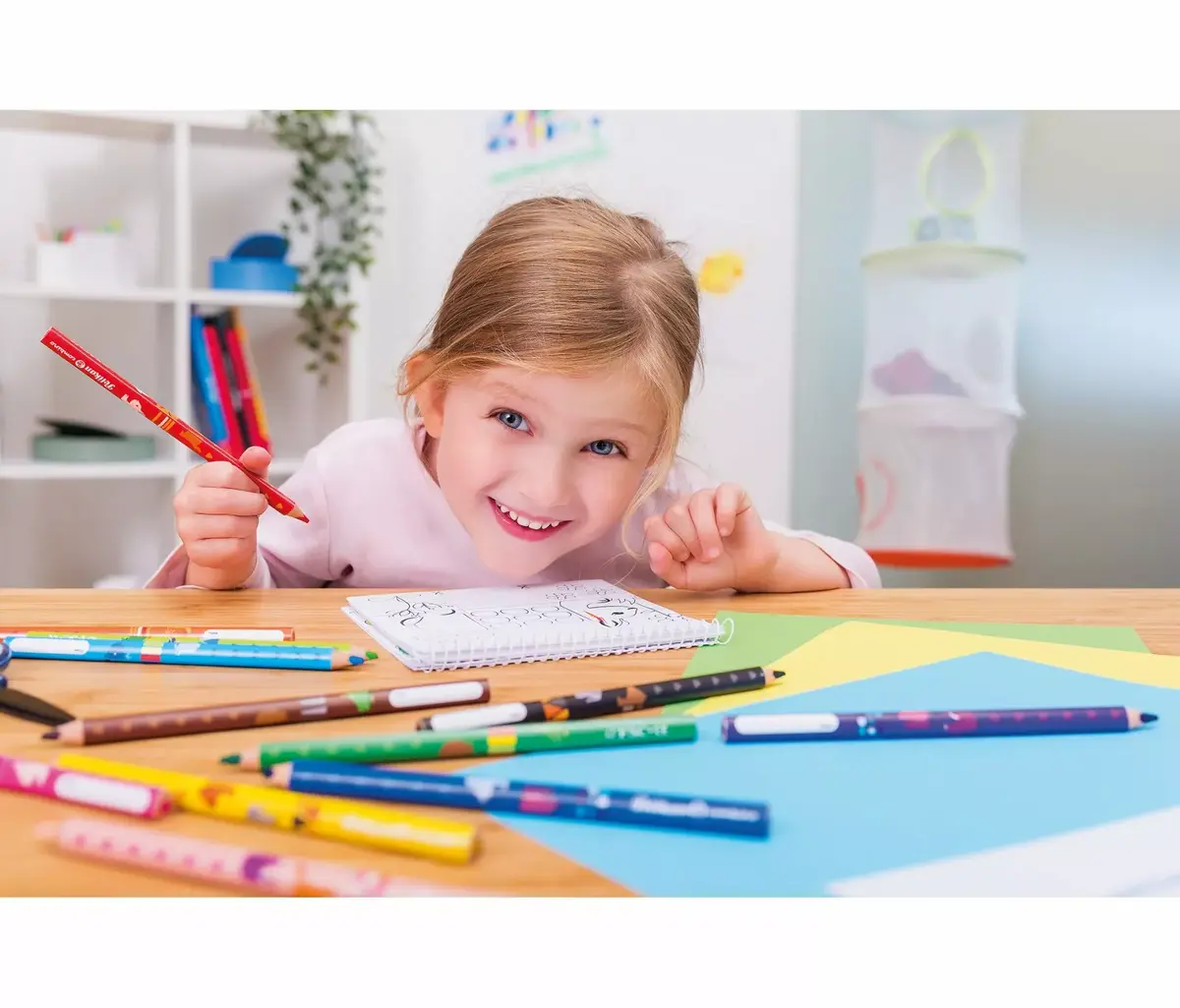 Pelikan 812726 Colour Pencils - 12 Pieces Photo 6