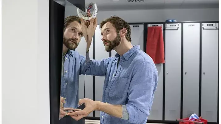 Клейкая лента TESA Powerbond MIRROR Photo 8