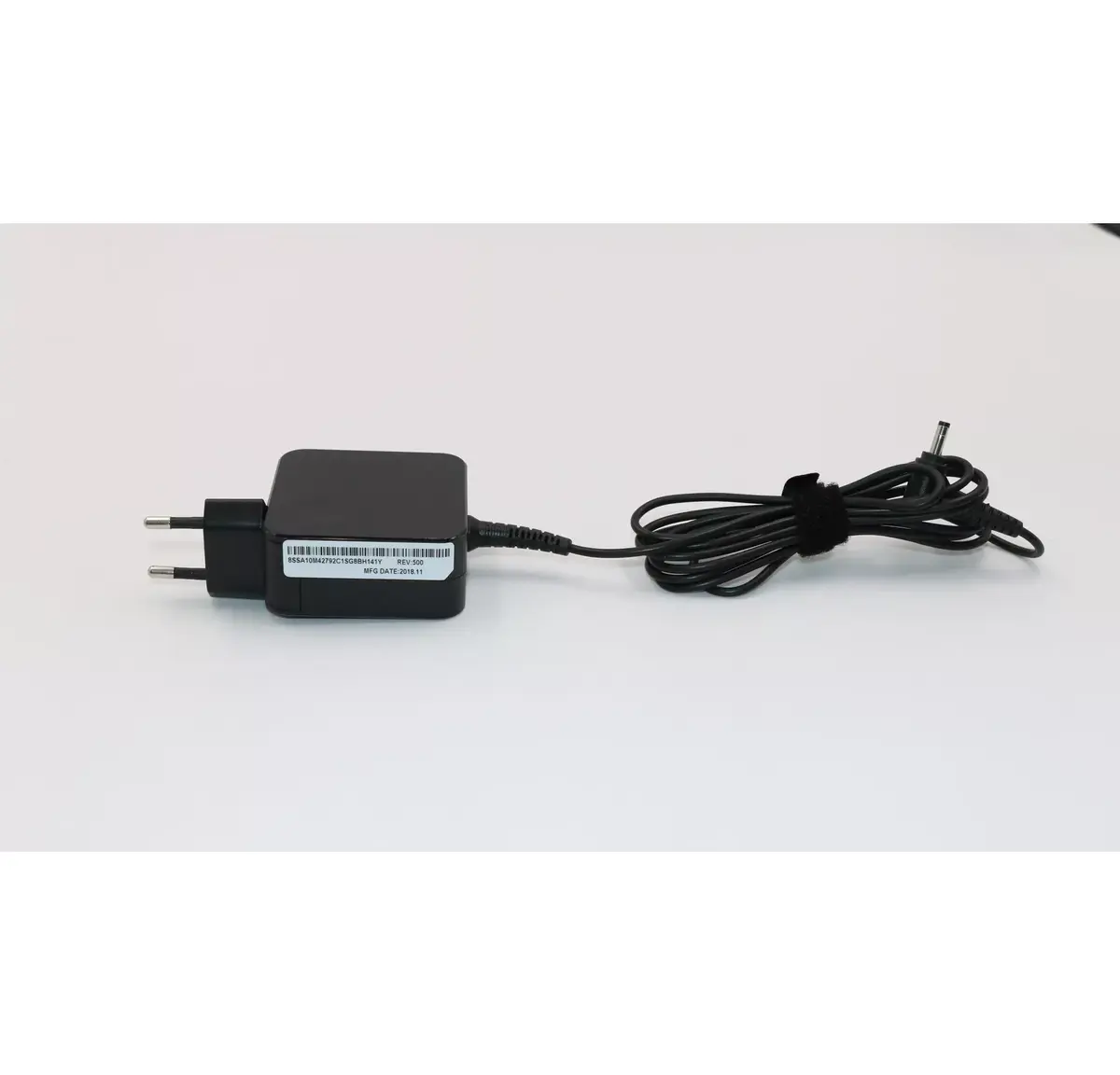 Power Adapter Lenovo 01FR133 Photo 4