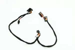 Dell 09VWT SATA Power Cable Assembly for MT D8 Desktop Systems