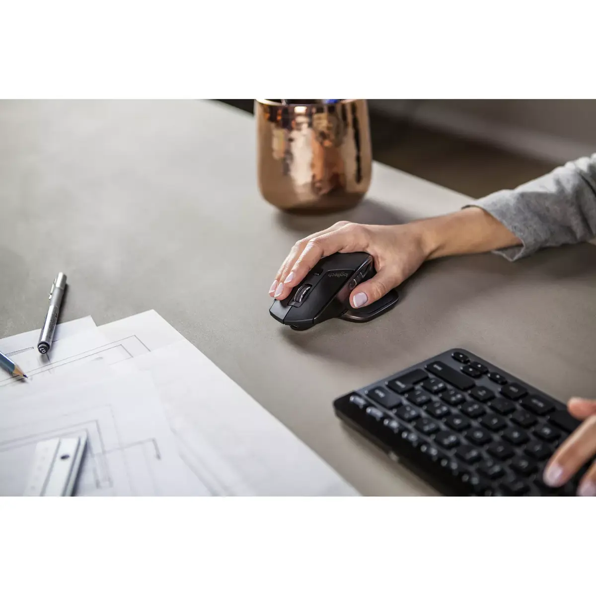 Мышь Logitech MX Master Wireless Photo 12