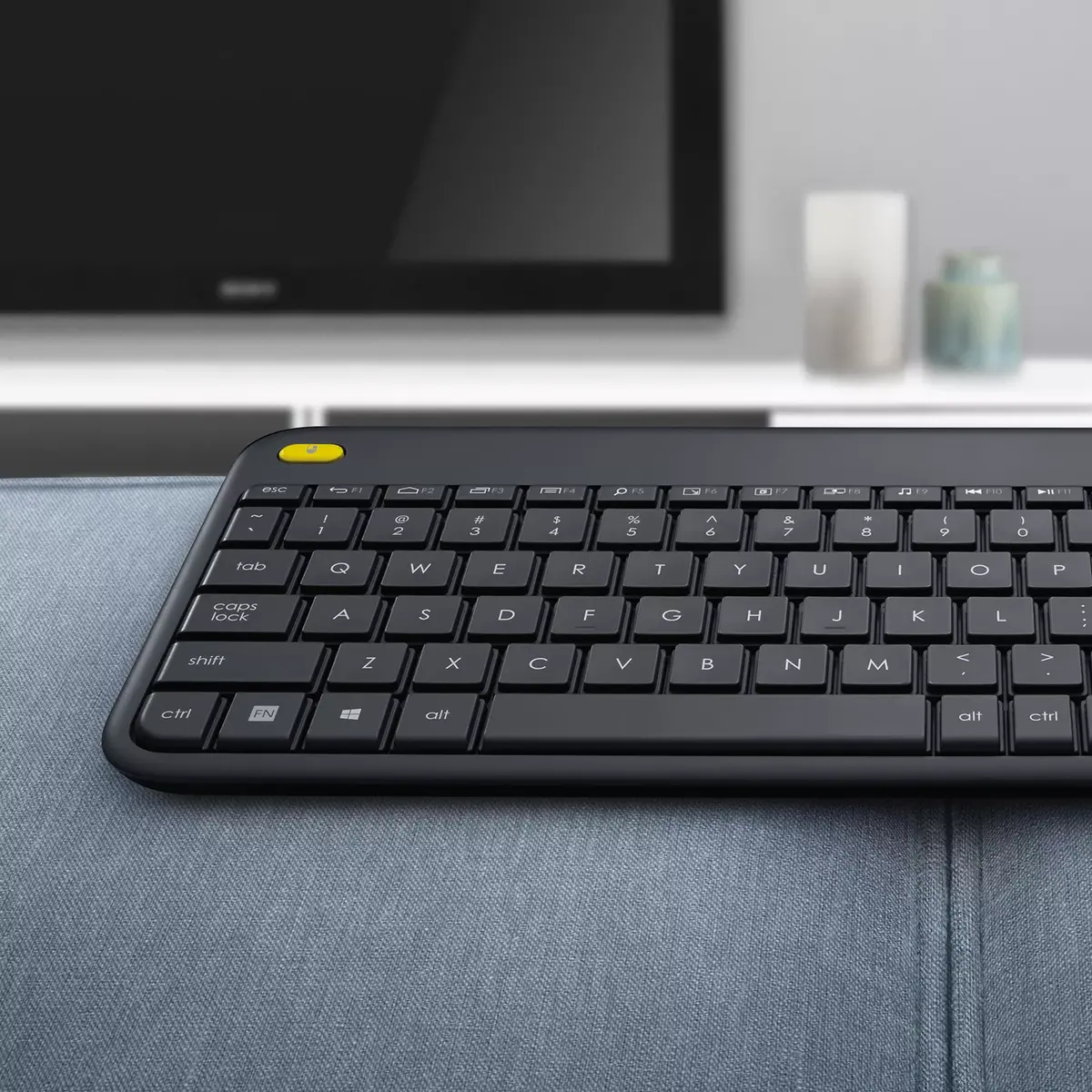 Беспроводная клавиатура Logitech K400 Plus Photo 16