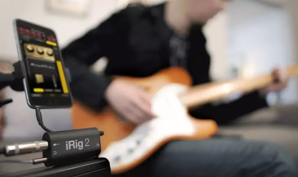 IK Multimedia iRig 2 аудиоинтерфейс Photo 23