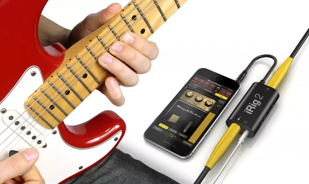 IK Multimedia iRig 2 аудиоинтерфейс Photo 24