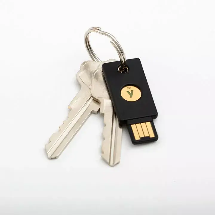 Ключ безопасности Yubico YubiKey 5 NFC Photo 4